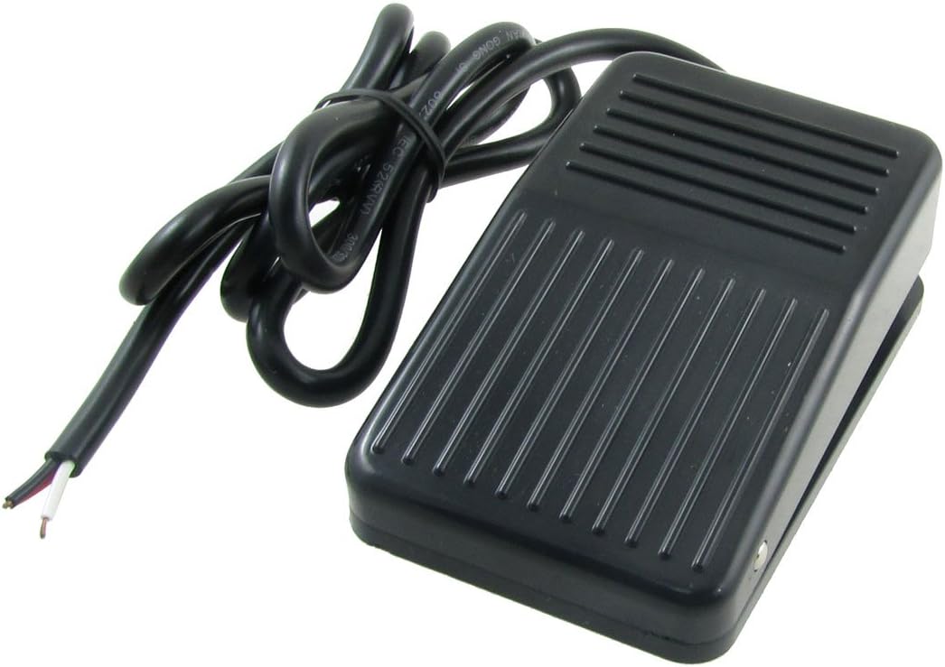 AC250V 10A SPDT Antislip Plastic Momentary CNC Power Foot Pedal Switch