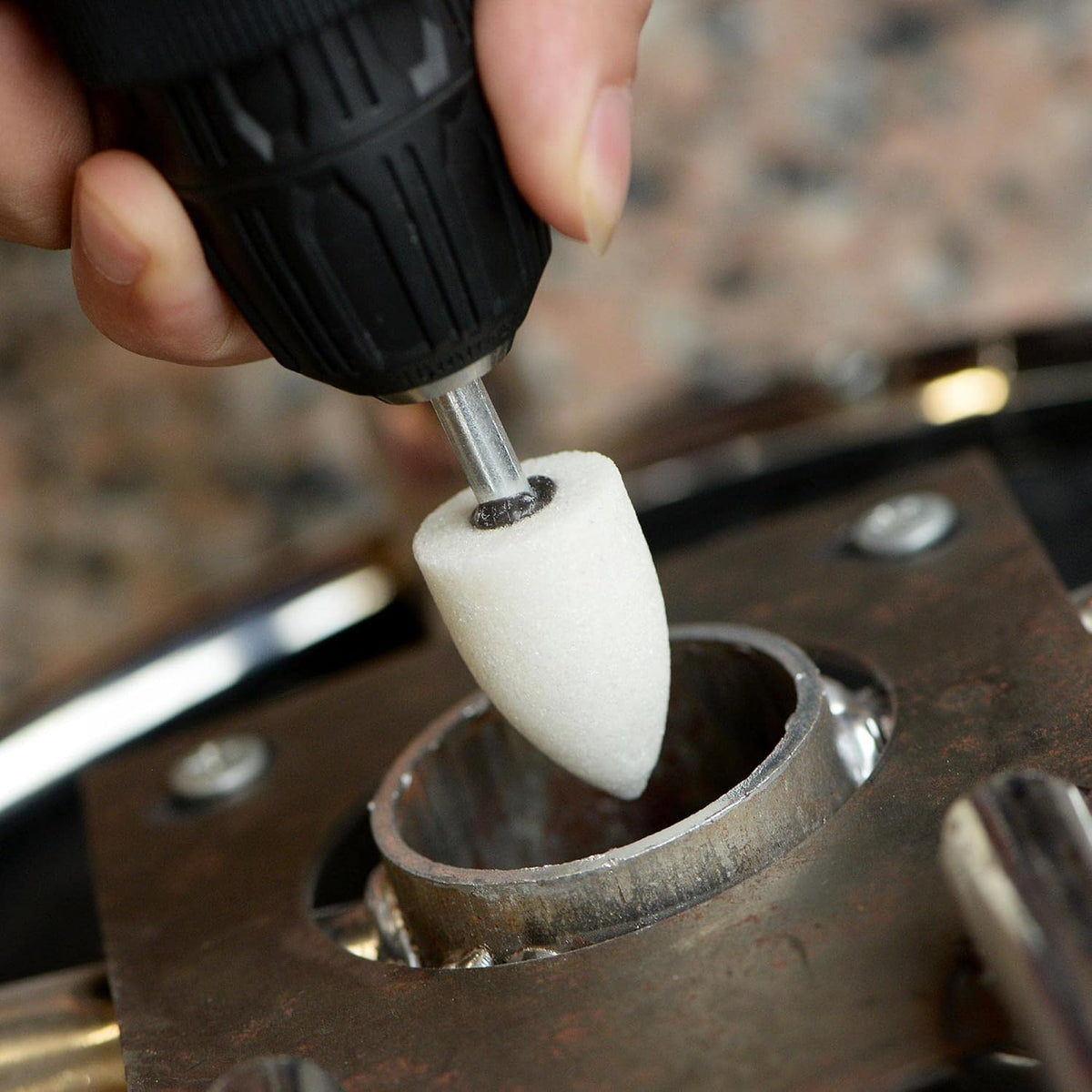 Pezzi di Affilatura Rotativa in Corindone Bianco per Affilatura e Lucidatura 1/4" Mastro 0.79" Diametro 5pz