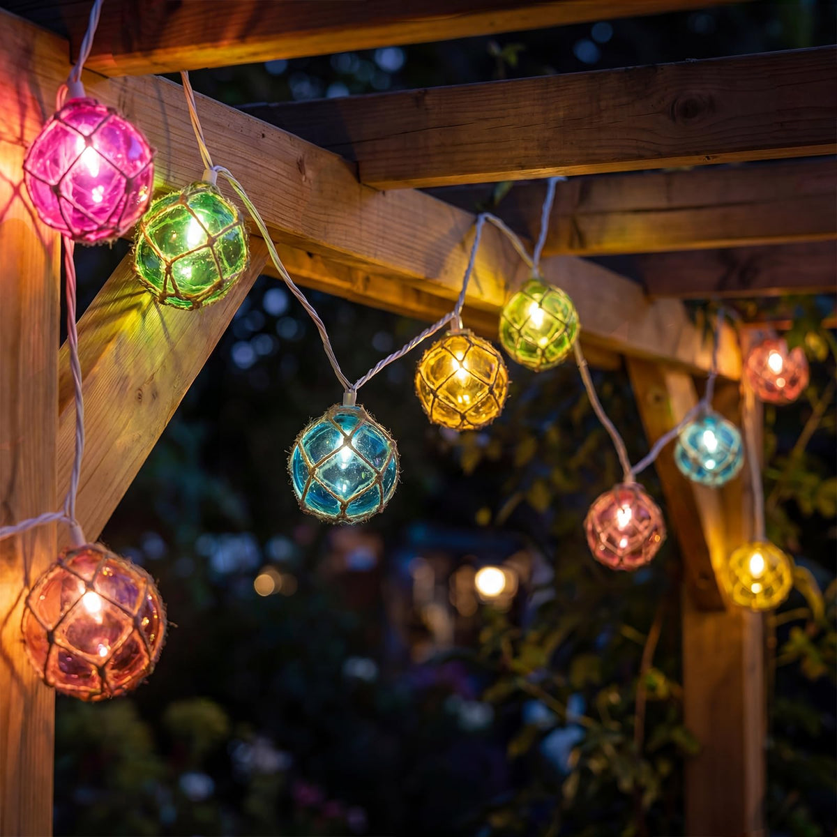 LinkMejor 8.5FT LED Tiki Bar String Lights, 10 Multicolor Patio Lights Plug in