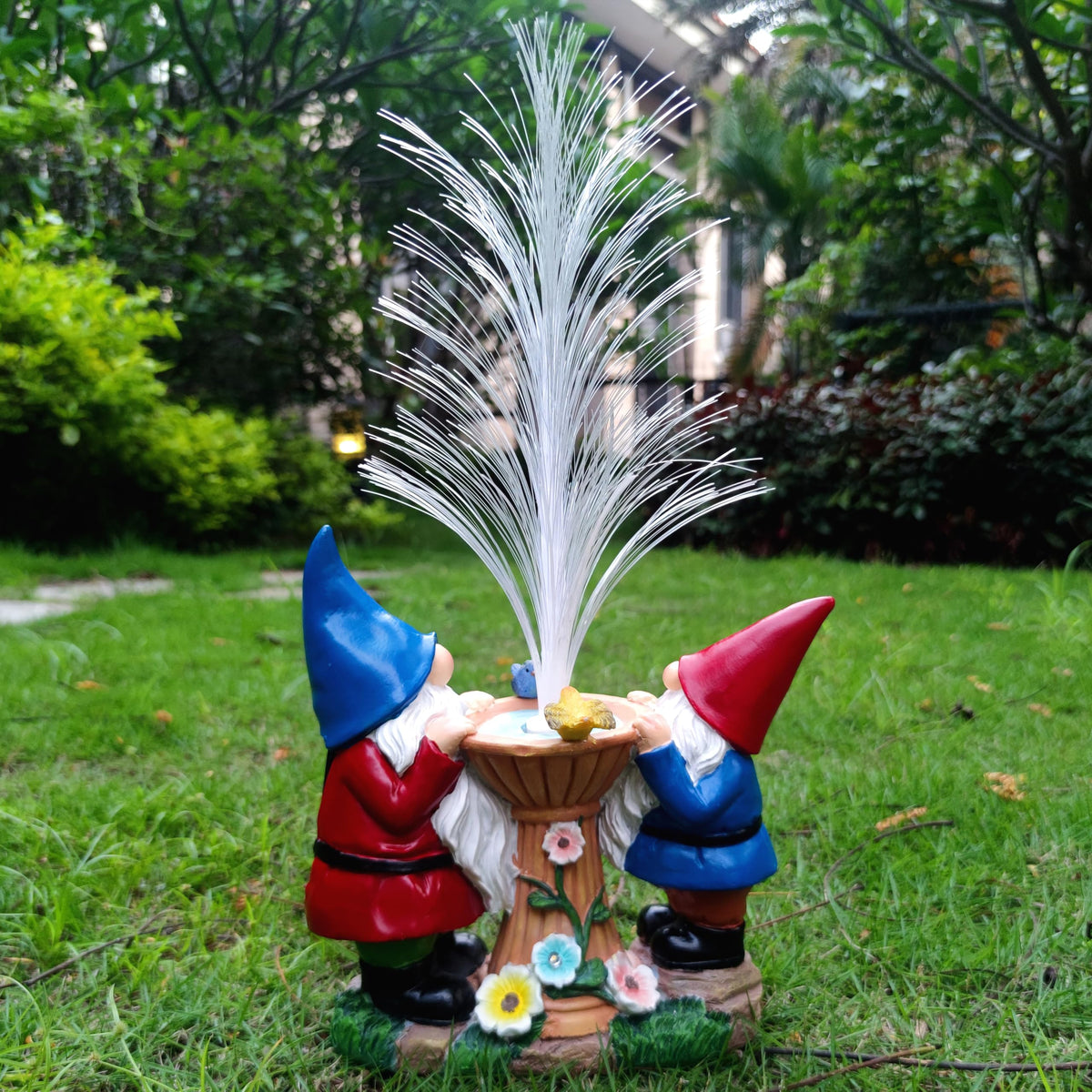LinkMejor Gnome Statue Solar Garden Decor with LED Lights, Resin Gnomes Figurine and Colour Changing Optical Fiber Solar Light,Outdoor Decorations for Balcony, Patio, Yard, Lawn, Gifts for Women